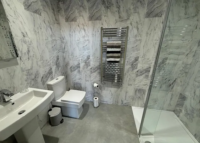 Guest house Elford House - 3*